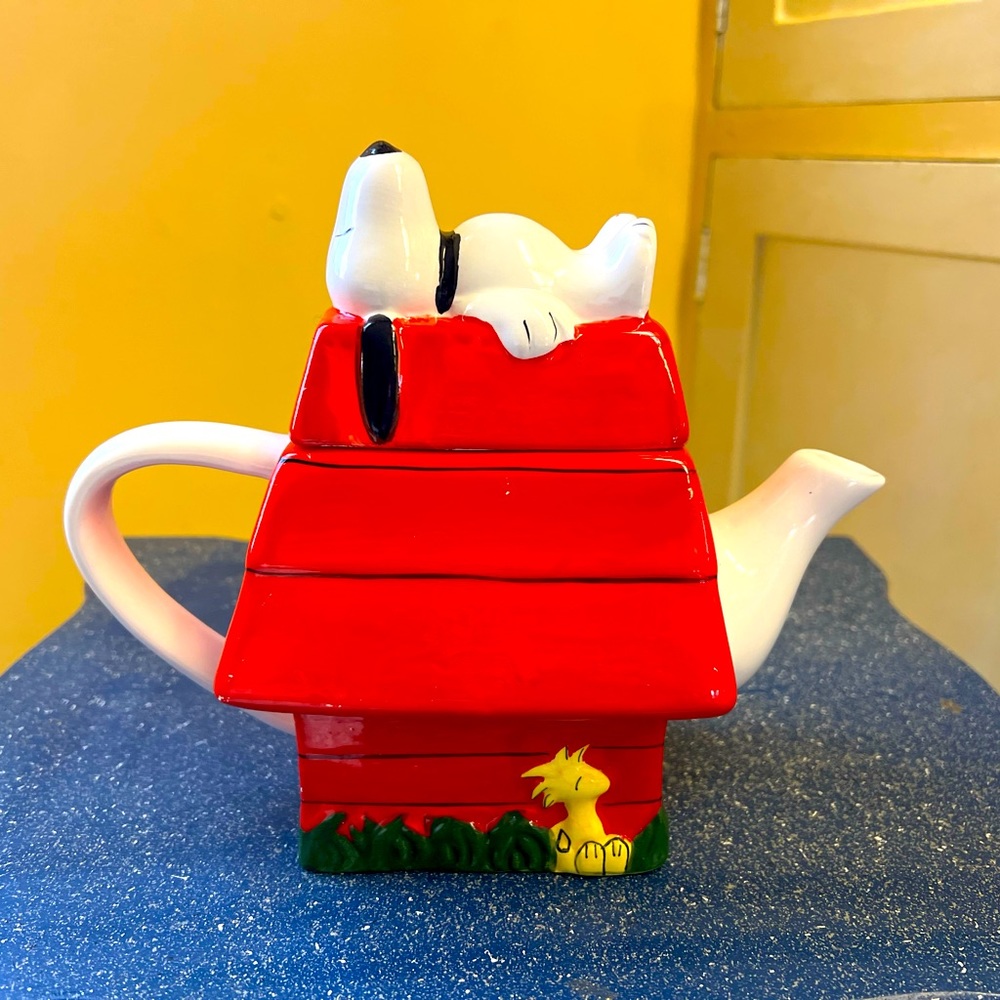 ❤️💛 Snoopy Teapot ❤️💛